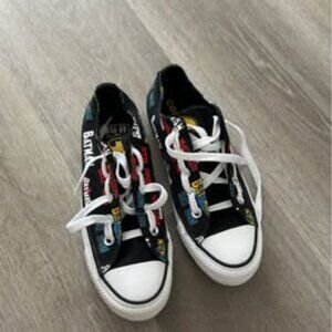 Shoes/sneakers